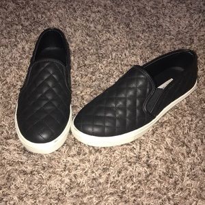 Steve Madden Black Slip Ons